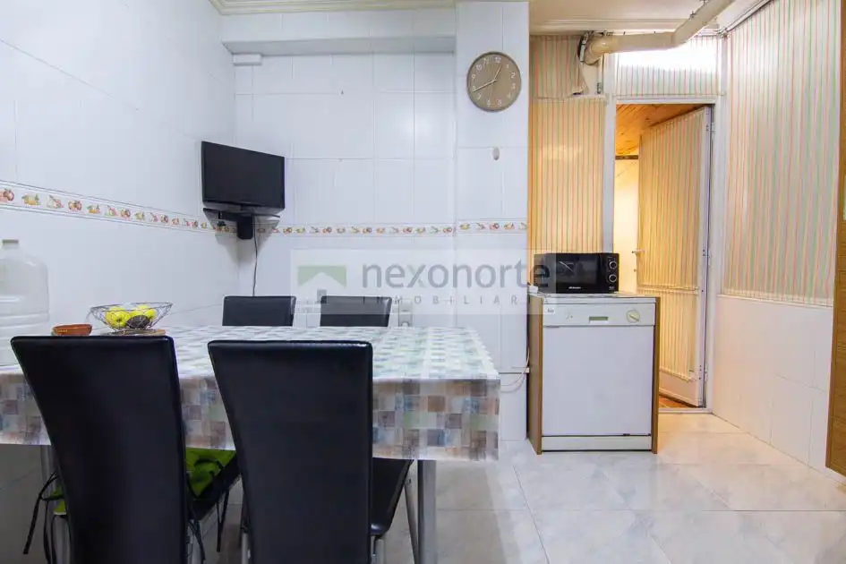 Cocina de Piso en venta en As Pontes de García Rodríguez  con Calefacción y Trastero