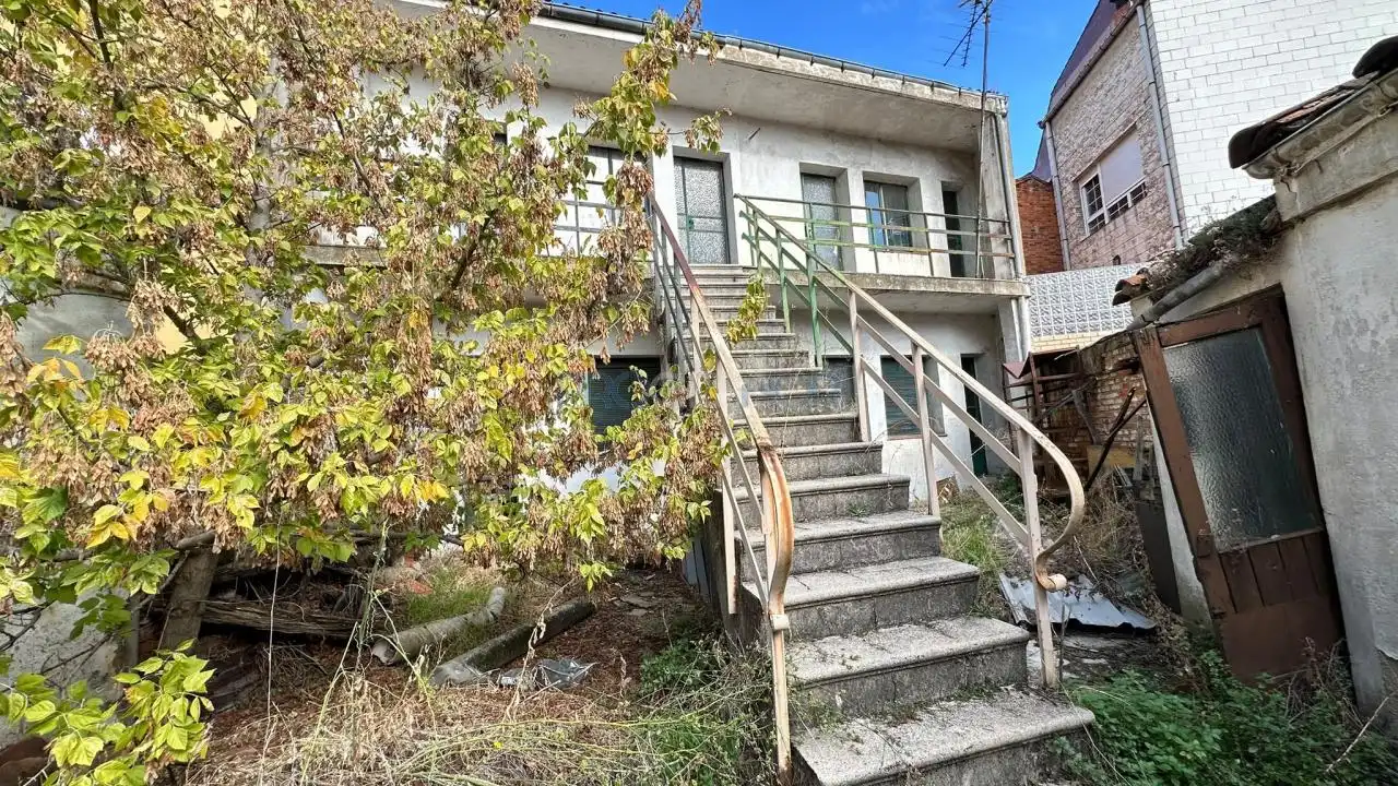 Exterior view of Houses for sale in San Esteban