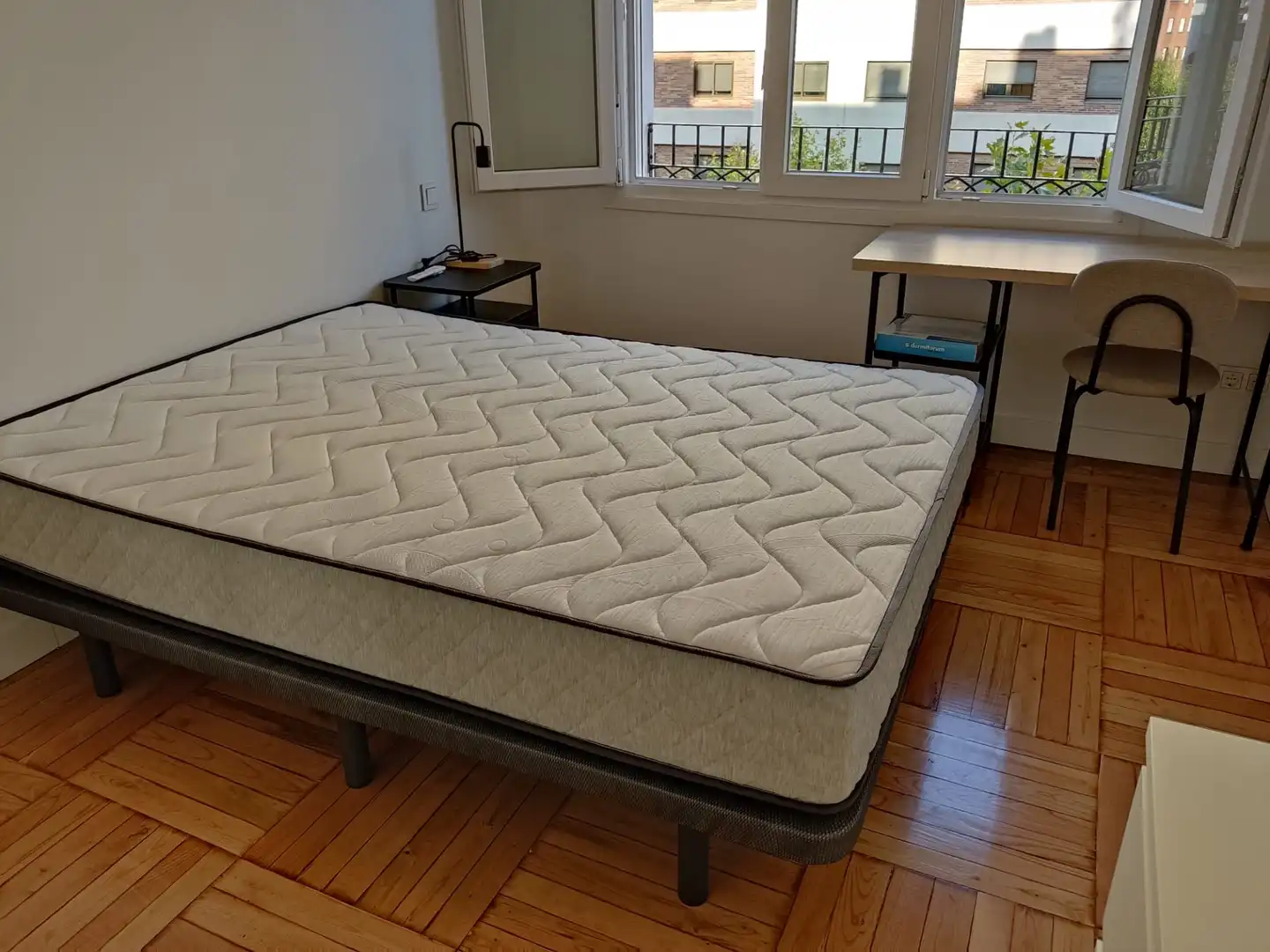 Bedroom of Flat for share in Madrid  with Heating, Furnished and Oven