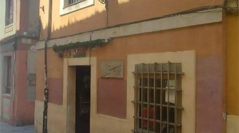 Foto 2 de Piso en venta en Calle Vicaría, 25, Cimadevilla, Gijón