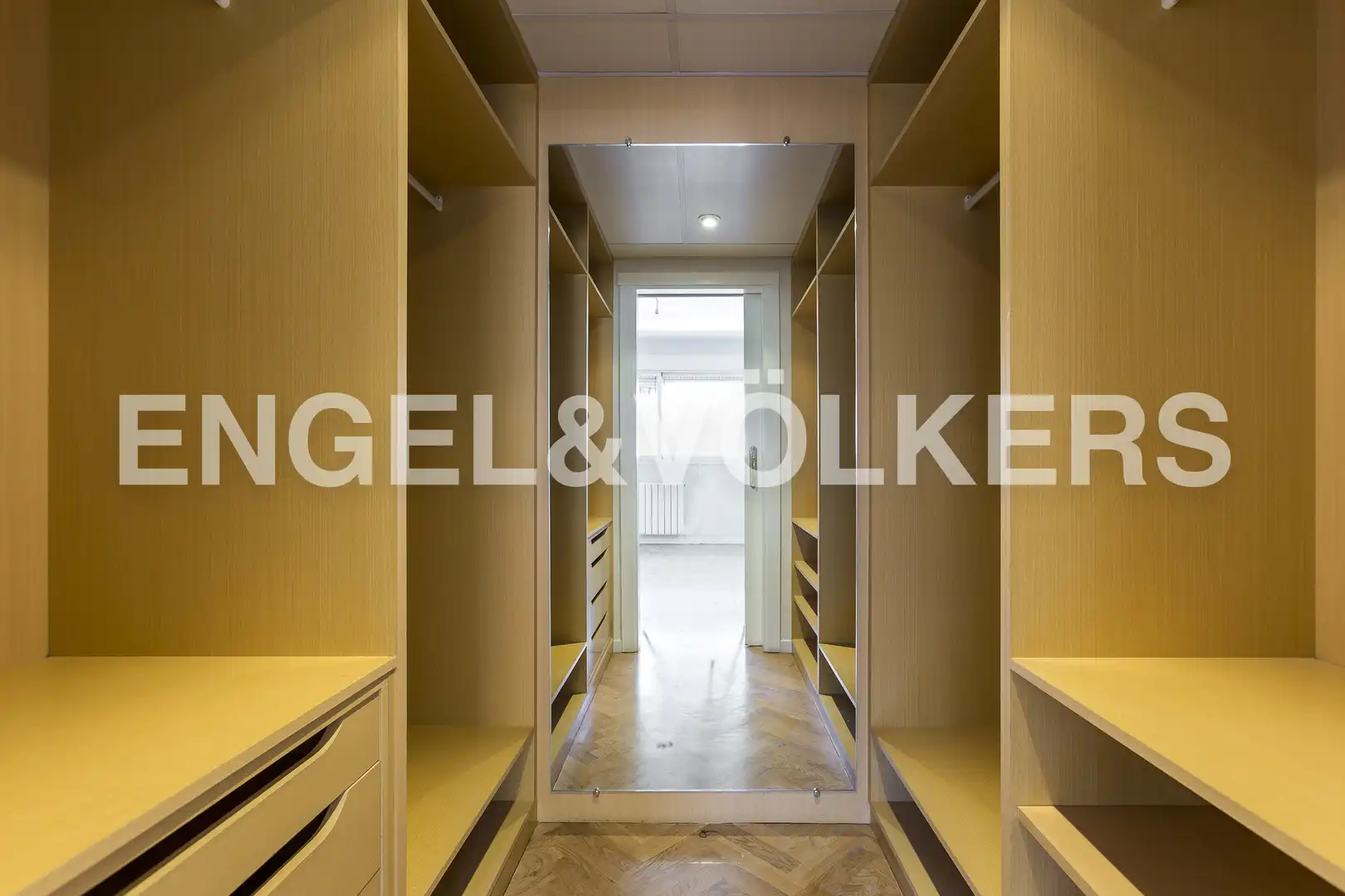 Flat for rent in Madrid  with Air Conditioner, Heating and Parquet flooring