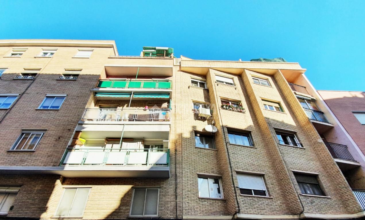 Vista exterior de Ático en venta en  Zaragoza Capital con Aire acondicionado, Calefacción y Terraza