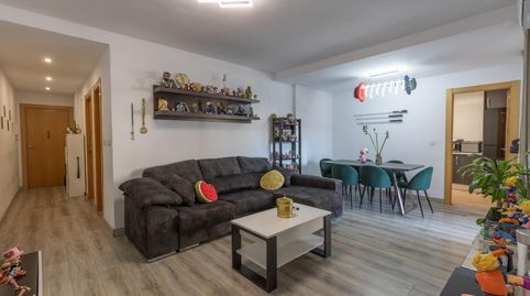 Foto 3 de Piso en venta en Avenida de Virgen del Rosario, 30, Híjar, Las Gabias