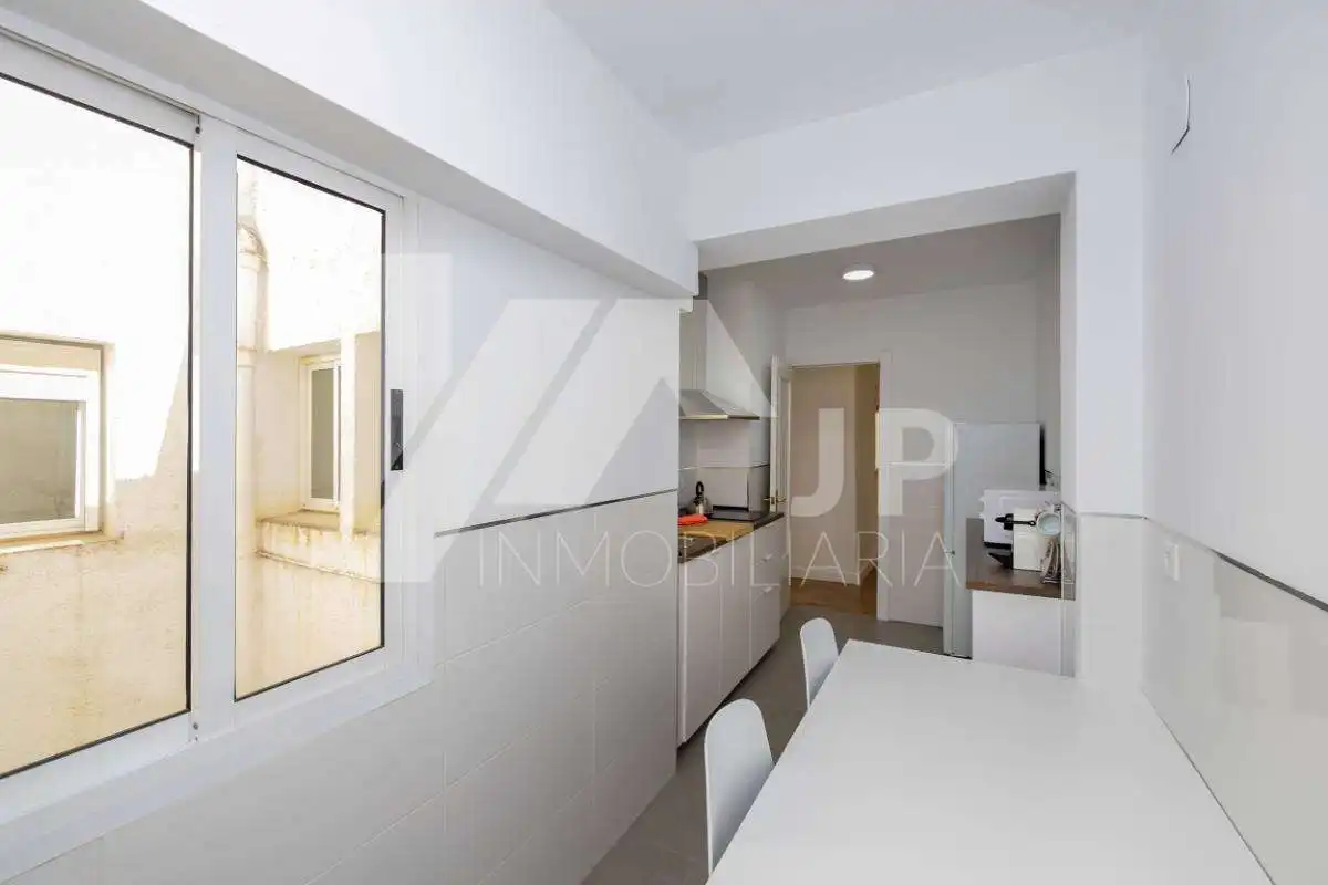 Cocina de Piso de alquiler en Granada con Aire acondicionado, Amueblado y Lavadora