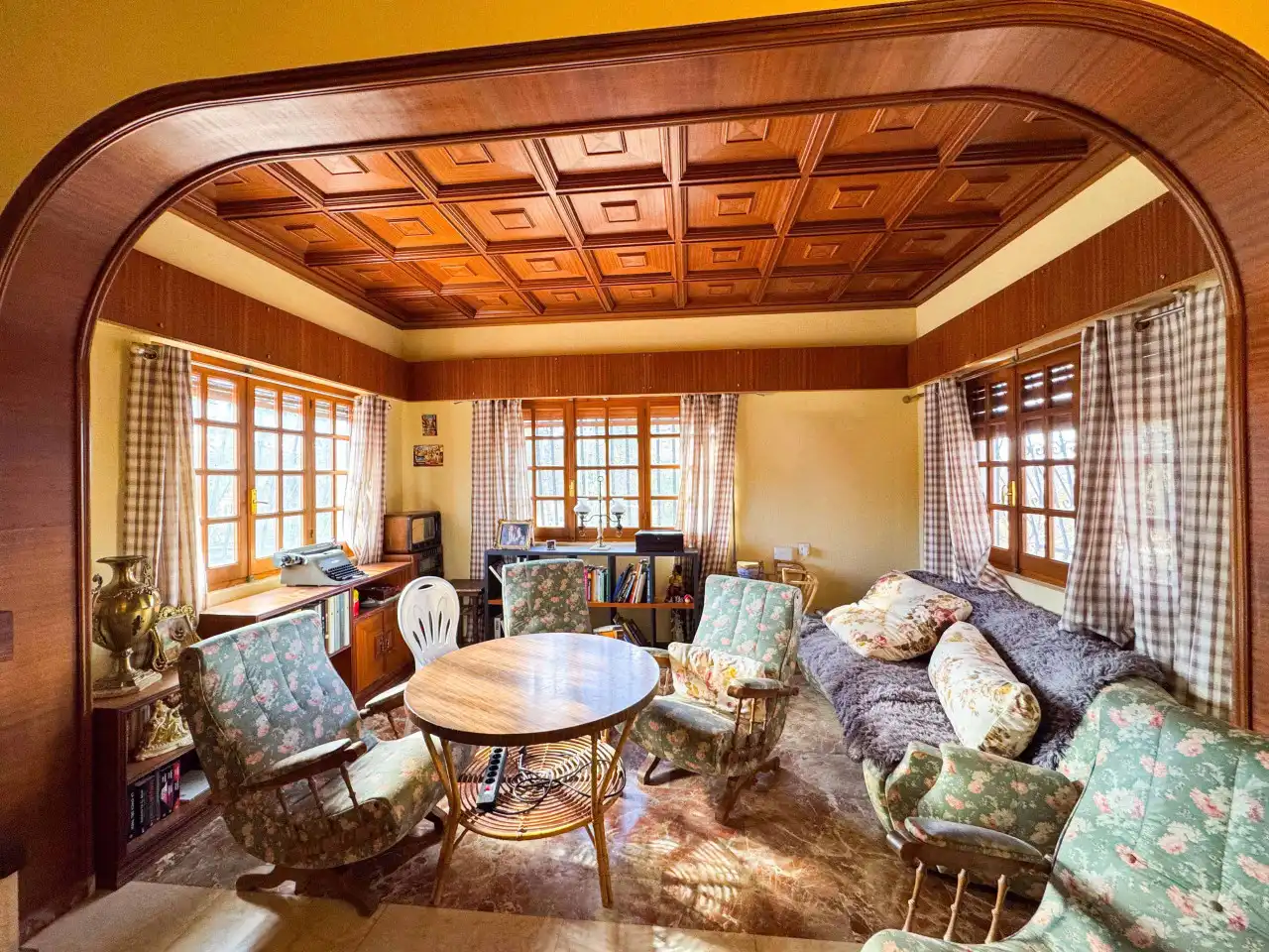 Sala d'estar de Finca rústica en venda en Petrer amb Aire condicionat, Calefacció i Jardí privat