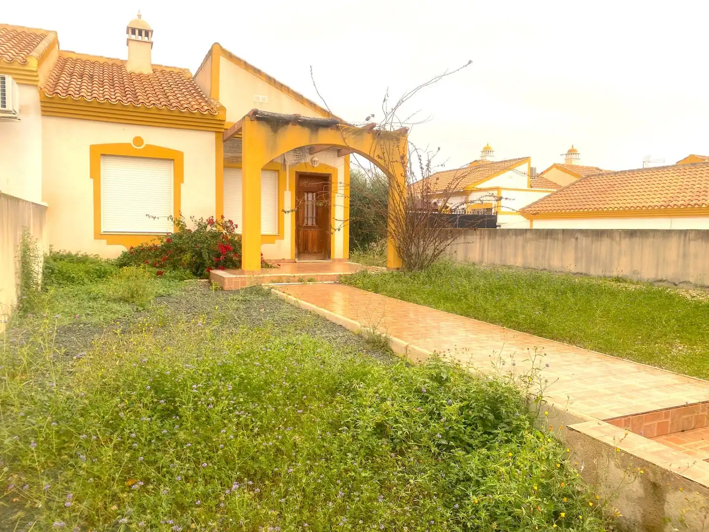 Vista exterior de Casa o xalet en venda en Mazarrón amb Jardí privat i Terrassa