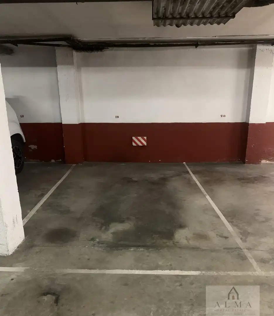 Einzelparkplatz zum Verkauf in Almendralejo