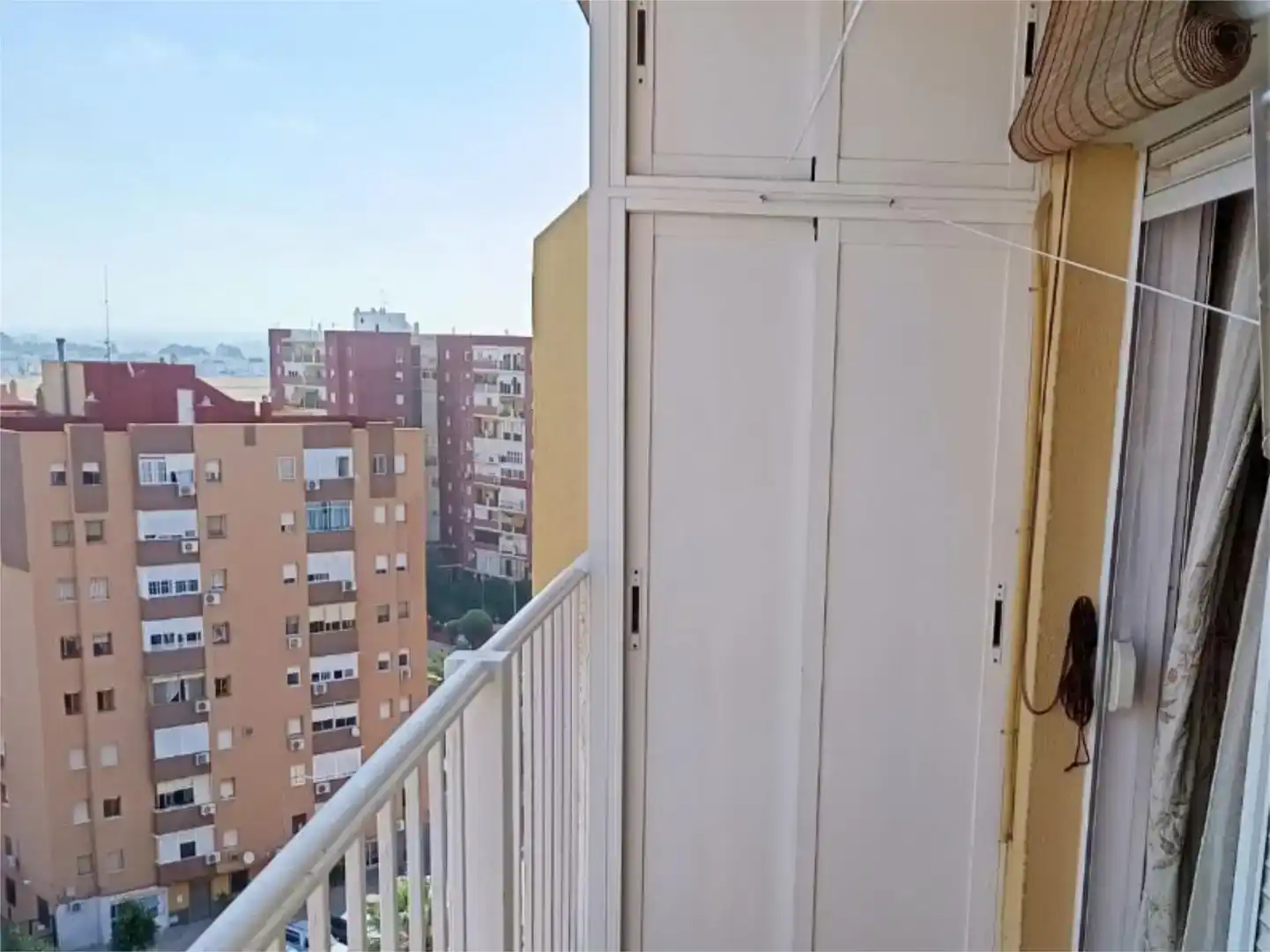 Terrasse von Wohnung zur untervermieten in Montequinto mit Klimaanlage, Privatgarten und Parkett