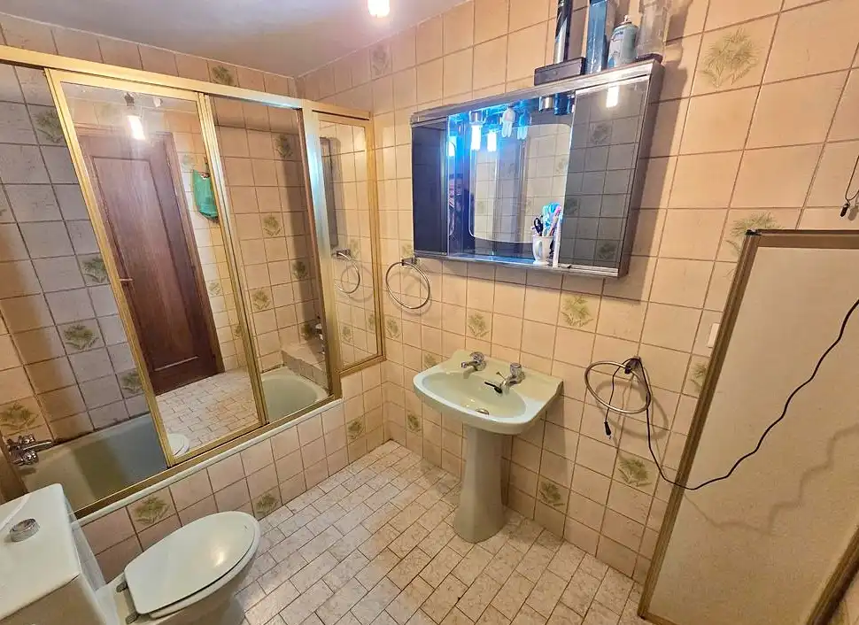 Baño de Piso en venta en Leganés con Calefacción y Balcón