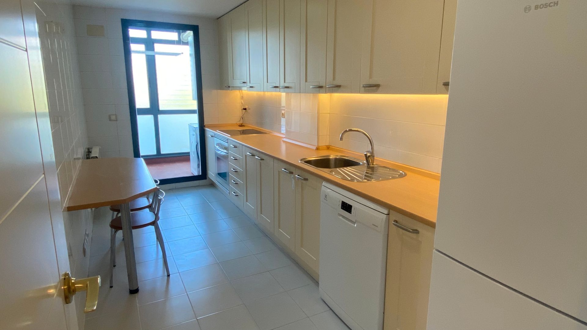 Kitchen of Flat for sale in  Madrid Capital  with Air Conditioner, Heating and Storage room