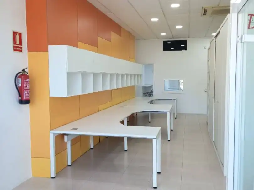Commercial properties for rent in Ripollet  with Air Conditioner, Heating and Furnished