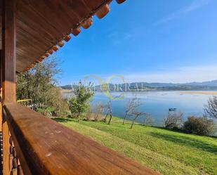 Casa o xalet en venda en Caravia amb Calefacció, Jardí privat i Piscina