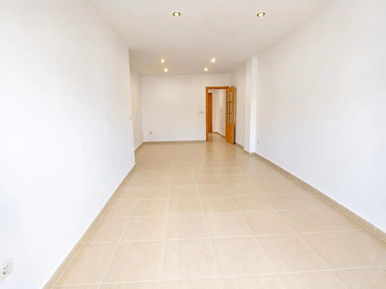 Piso con ascensor en venta en Calle Clara Campoamor, imagen 8