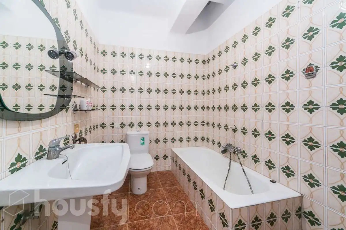 Bany de Casa o xalet en venda en Argençola amb Calefacció, Jardí privat i Terrassa