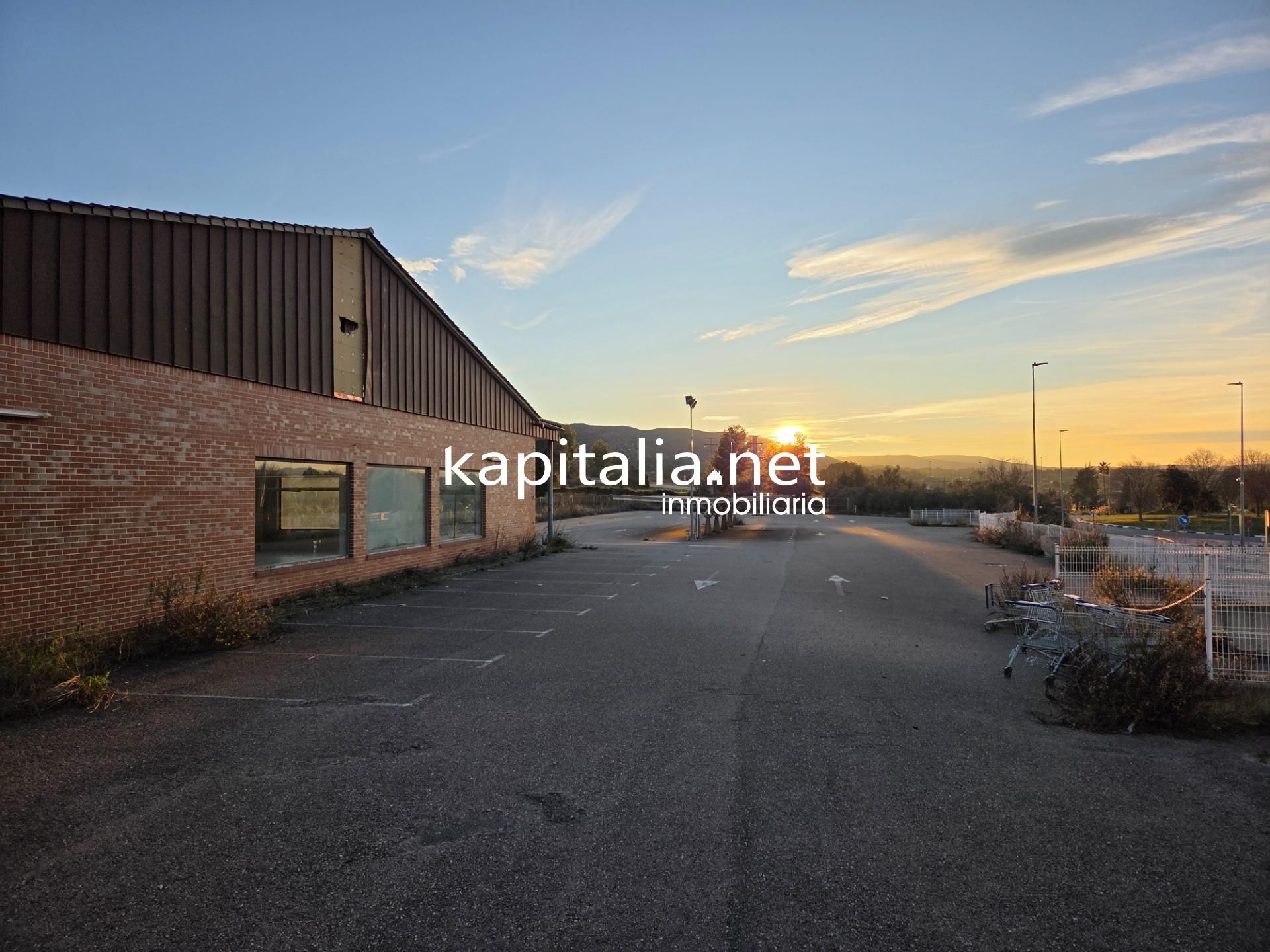 Nau industrial de lloguer en Ontinyent