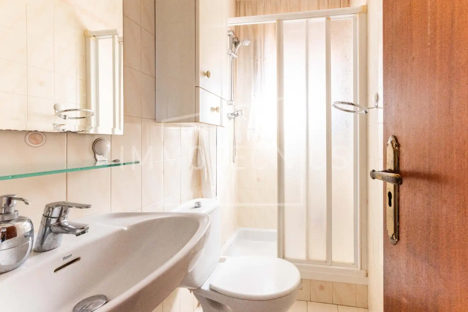 Bathroom of Houses for sale in Arenys de Munt  with Air Conditioner, Heating and Private garden