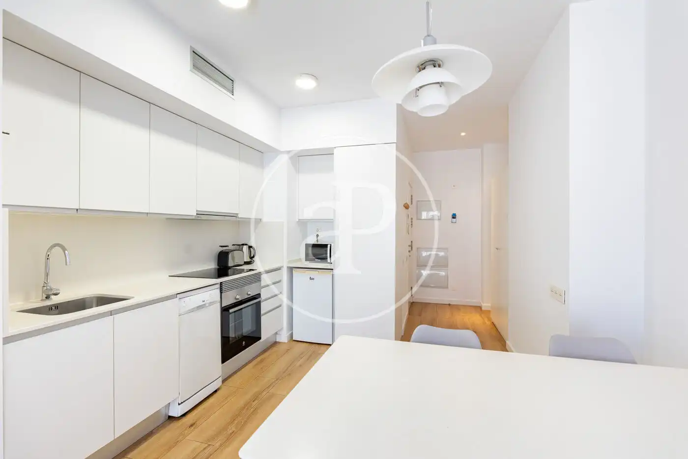 Kitchen of Flat for sale in Barcelona  with Air Conditioner, Heating and Community pool