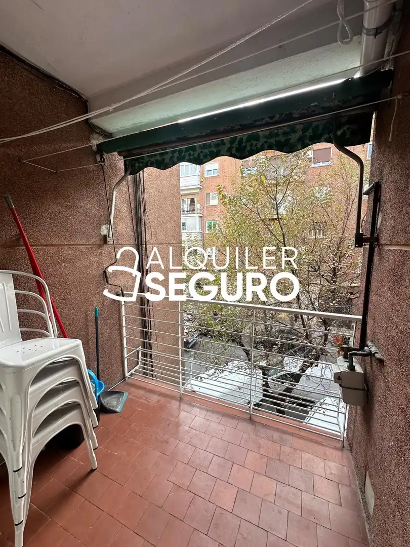 Balcony of Flat for rent in Ciudad Lineal