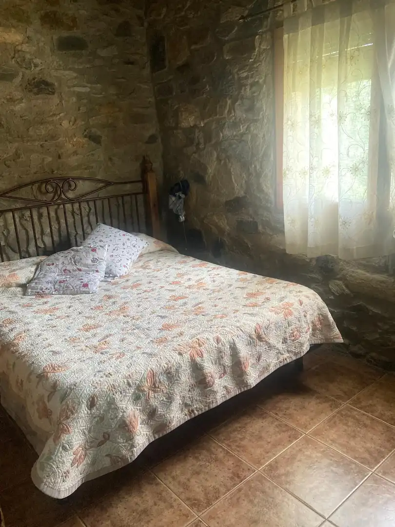 Dormitori de Casa o xalet en venda en El Pont de Suert amb Calefacció, Jardí privat i Parquet