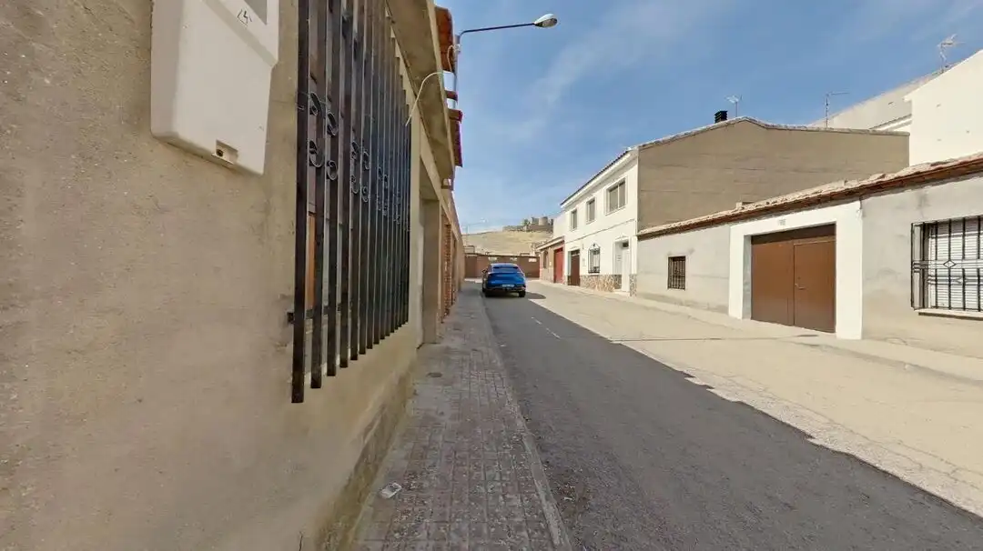 Houses for sale in Consuegra, Toledo