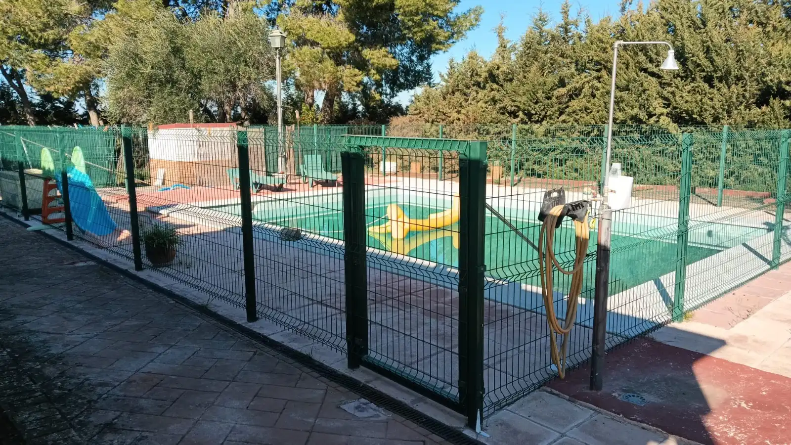 Chalet con piscina en venta en Algarbes, imagen 10