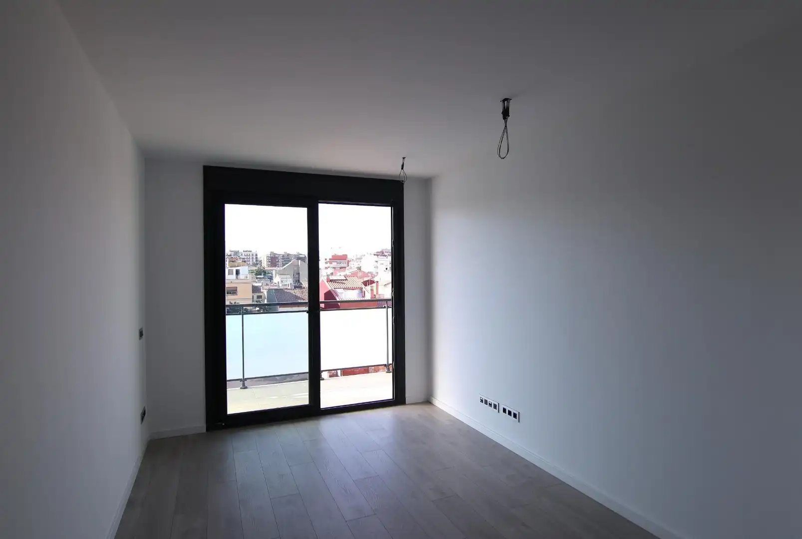 Schlafzimmer von Wohnung zur Miete in Sabadell mit Klimaanlage, Heizung und Parkett