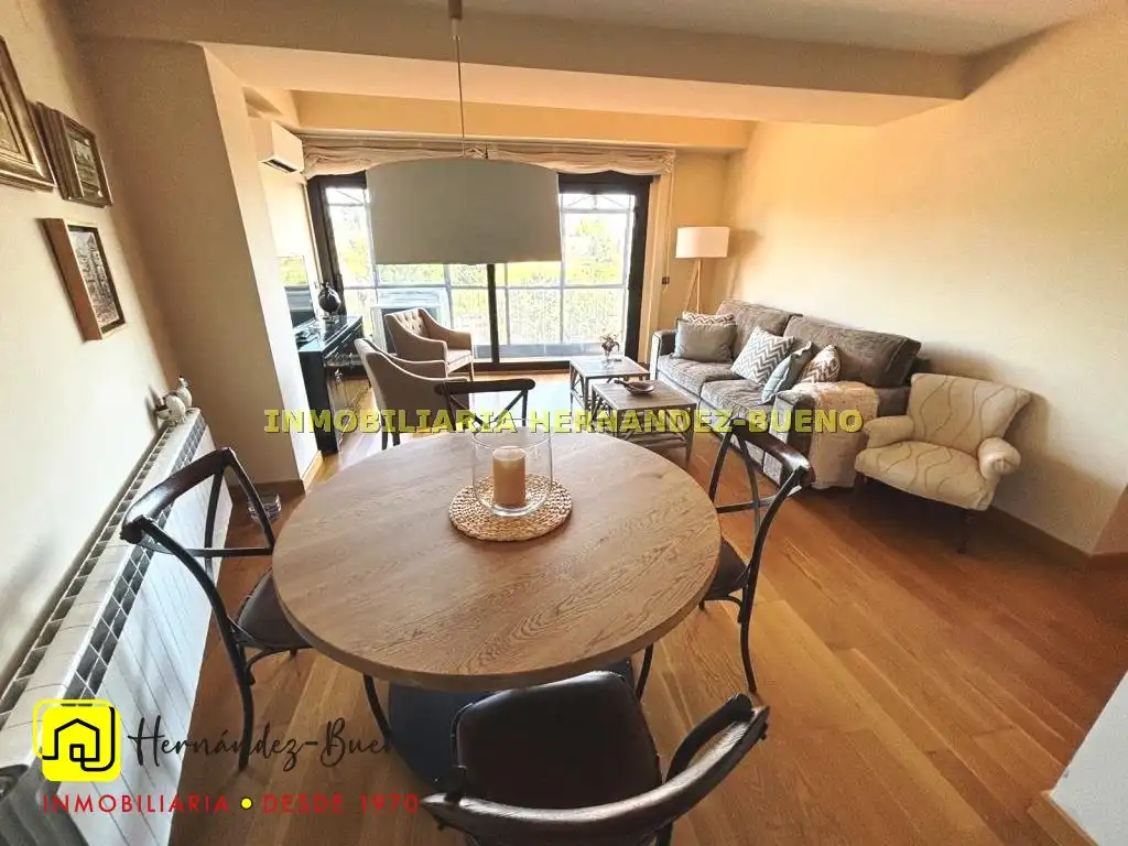 Flat with terrace for sale in Centro, imagen 2