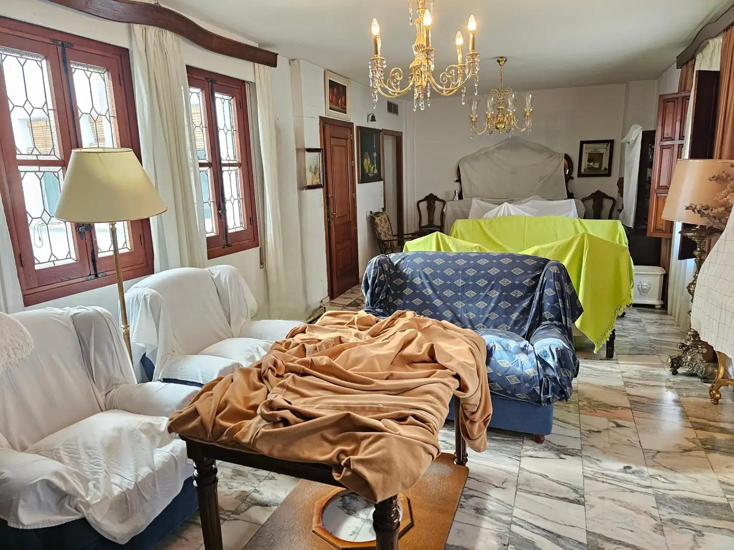 Schlafzimmer von Gebäude zum Verkauf in Córdoba