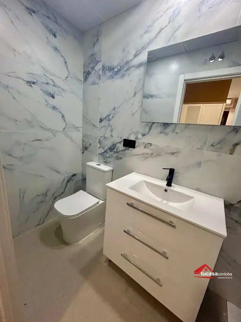 Baño de Loft de alquiler en Córdoba con Aire acondicionado, Calefacción y Amueblado