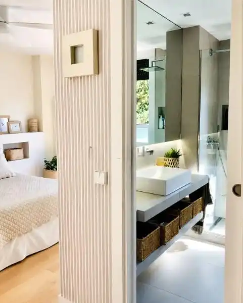 Baño de Apartamento en venta en Madrid con Aire acondicionado, Calefacción y Jardín privado