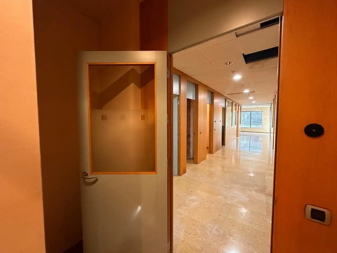 Local comercial de lloguer a JOSEP UMBERT I VENTURA, imagen 76