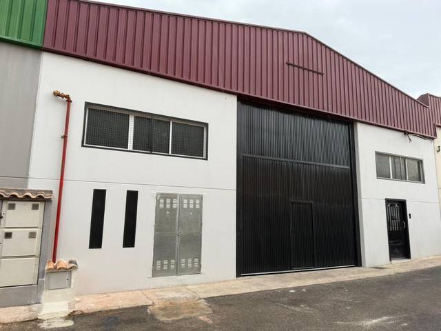 Nave industrial en Alquiler en Carrer Ciutat Esportiva en Castalla
