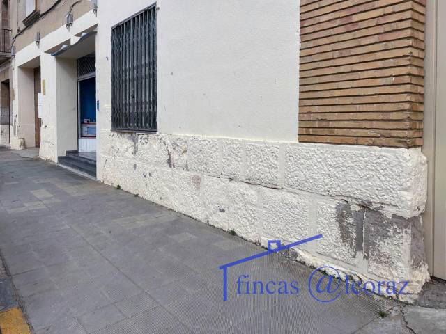 Local comercial en Venta en Travesia Villanueva en Alcubierre