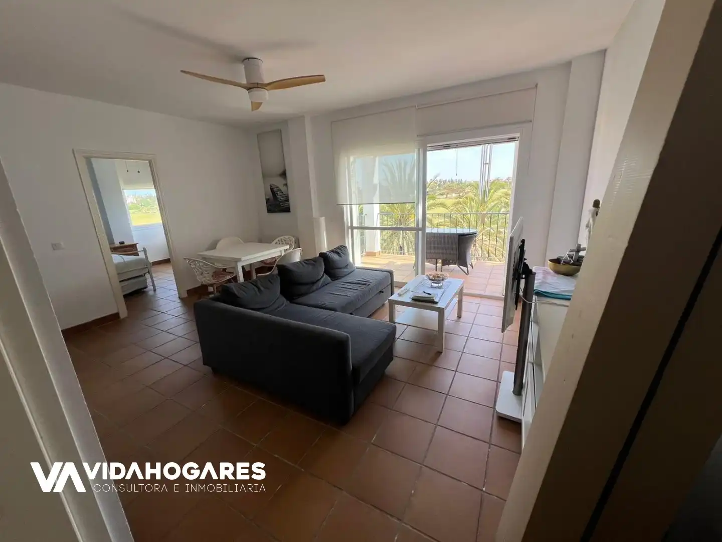 Sala de estar de Piso de alquiler en Rota con Piscina y Amueblado