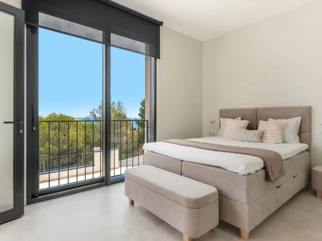 Bedroom of Houses for sale in El Campello  with Air Conditioner, Swimming Pool and Furnished