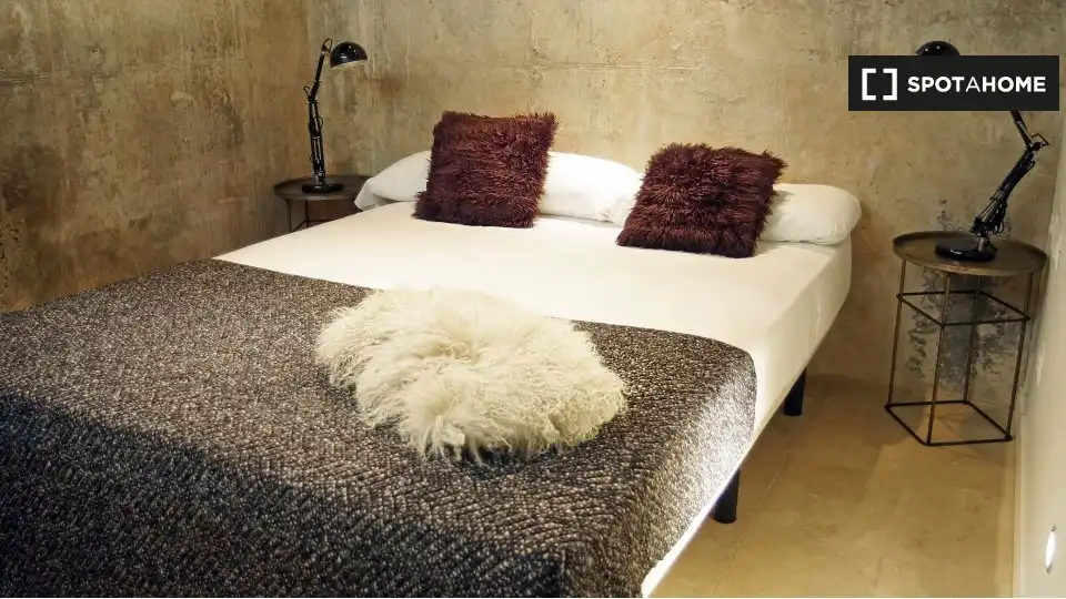Flat with terrace to rent in Eixample, imagen 2