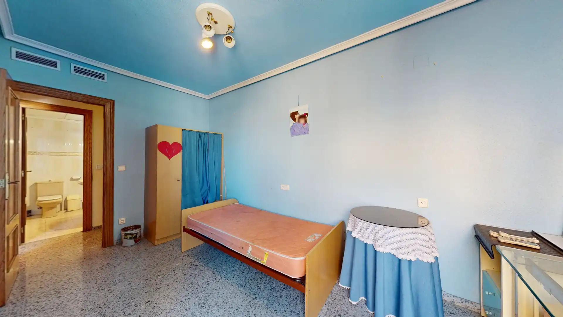 Habitación de Casa adosada en venta en Elda con Aire acondicionado, Terraza y Trastero