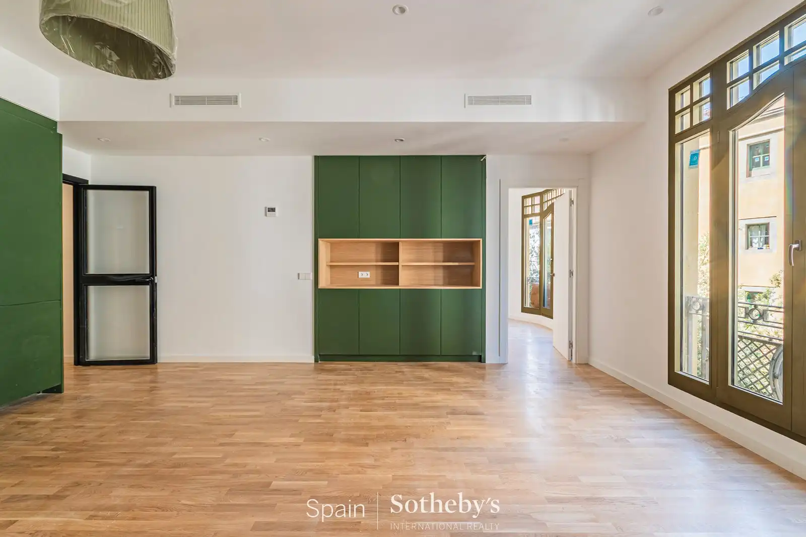 Apartment mit Aufzug zum Verkauf in Carrer Comtal, imagen 3