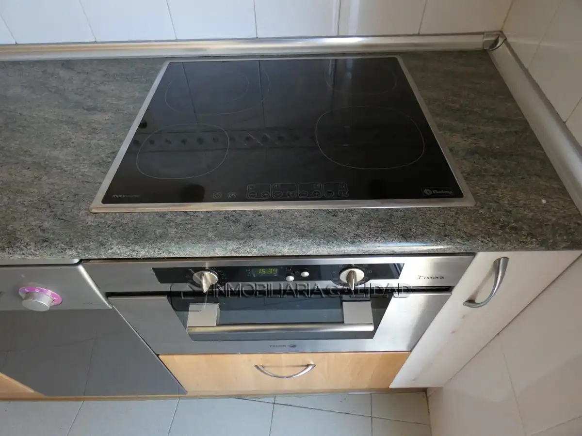 Kitchen of Flat for rent in Burgos  with Heating, Terrace and Furnished