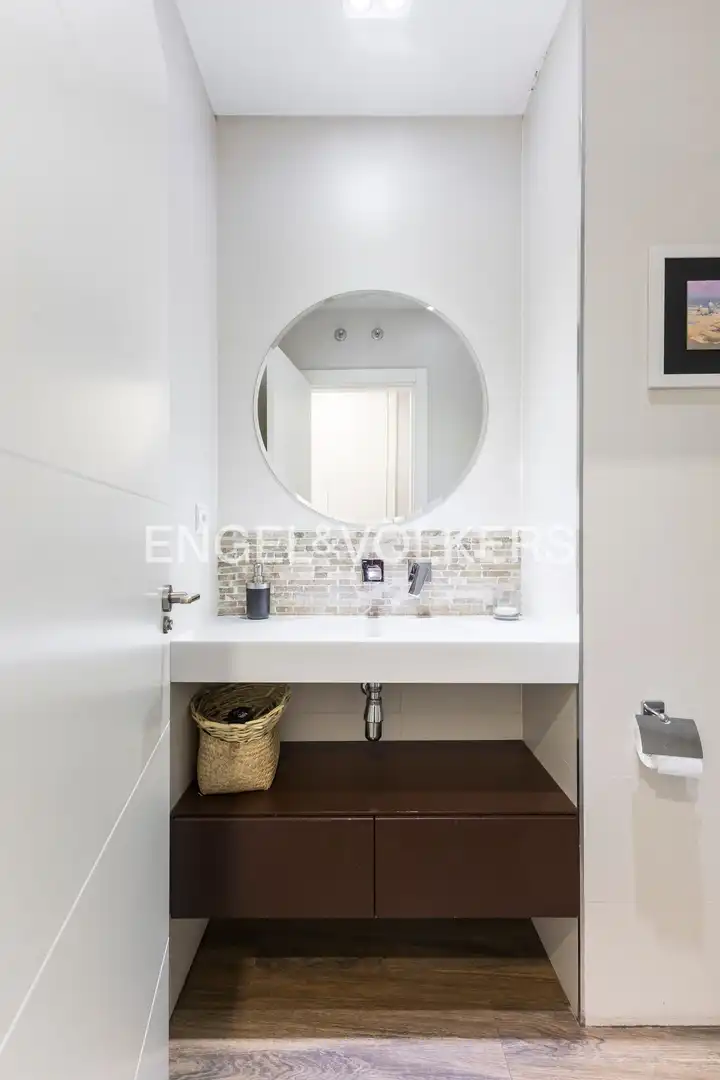 Bathroom of Detached homes for rent in Madrid  with Air Conditioner, Heating and Private garden