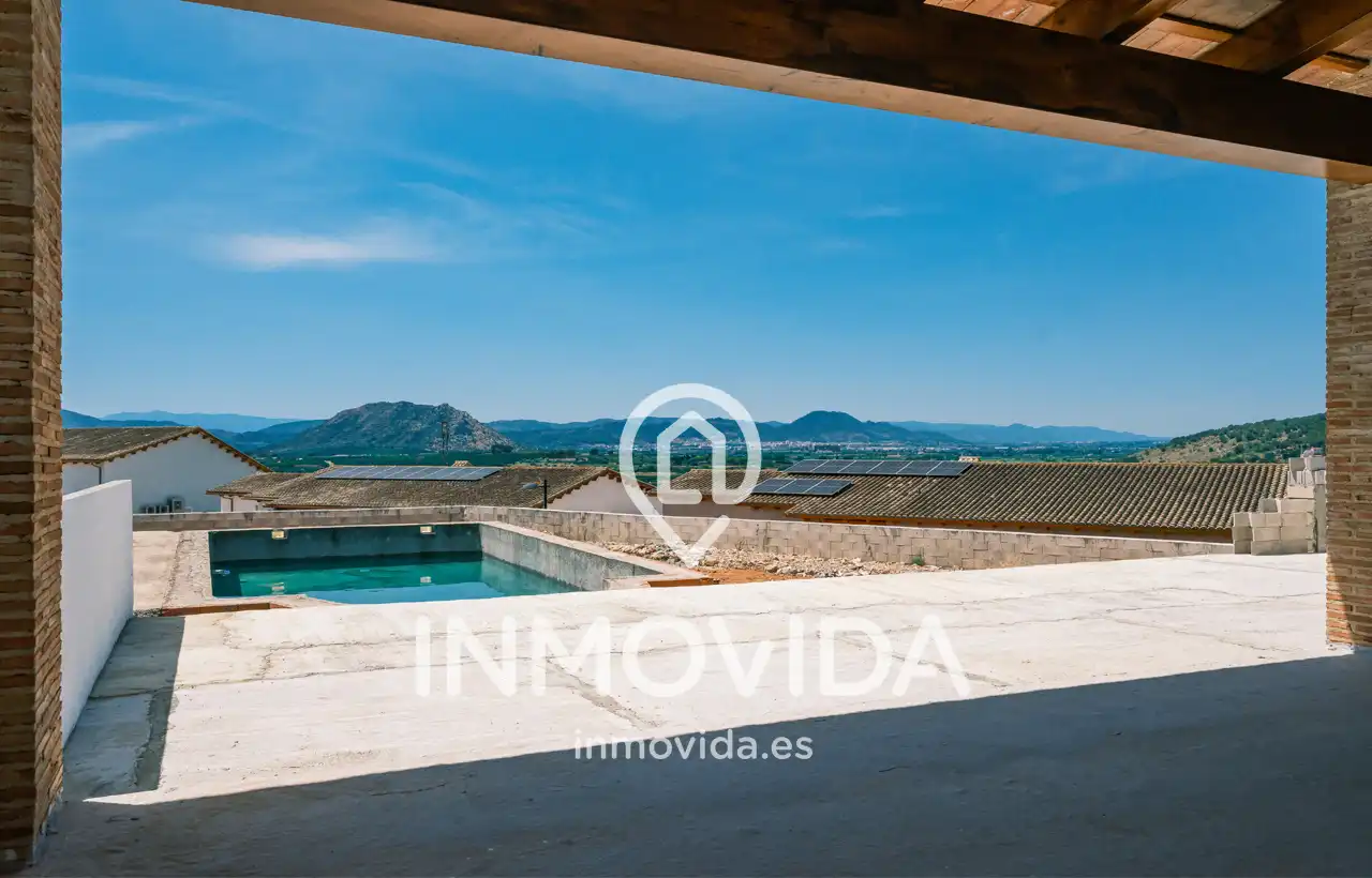 Piscina de Casa o xalet en venda en L'Énova amb Aire condicionat, Jardí privat i Terrassa
