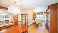 Living room of Flat for sale in Pozuelo de Alarcón  with Air Conditioner, Heating and Terrace