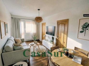 Piso con ascensor en venta en Calle Carmelo