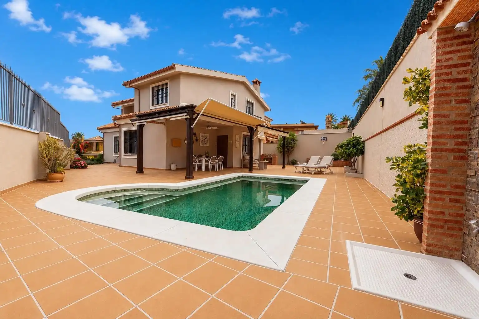Swimming pool of Houses for sale in Alhaurín de la Torre  with Air Conditioner, Heating and Swimming Pool