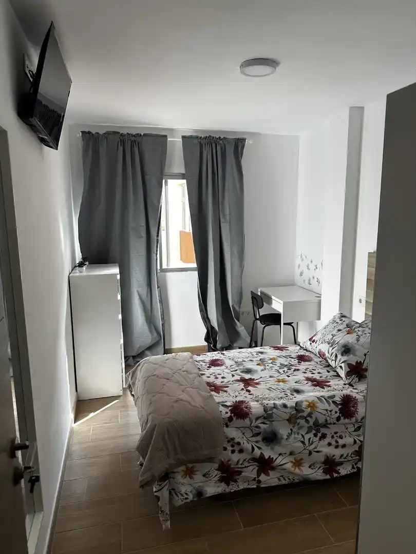 Bedroom of Flat for share in Telde  with Furnished