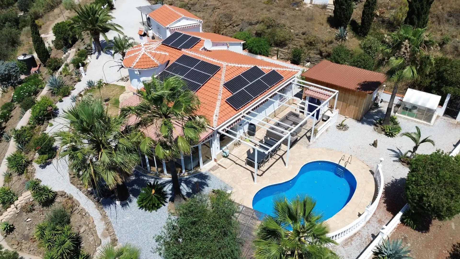Vista exterior de Finca rústica en venda en Arenas amb Aire condicionat, Jardí privat i Terrassa