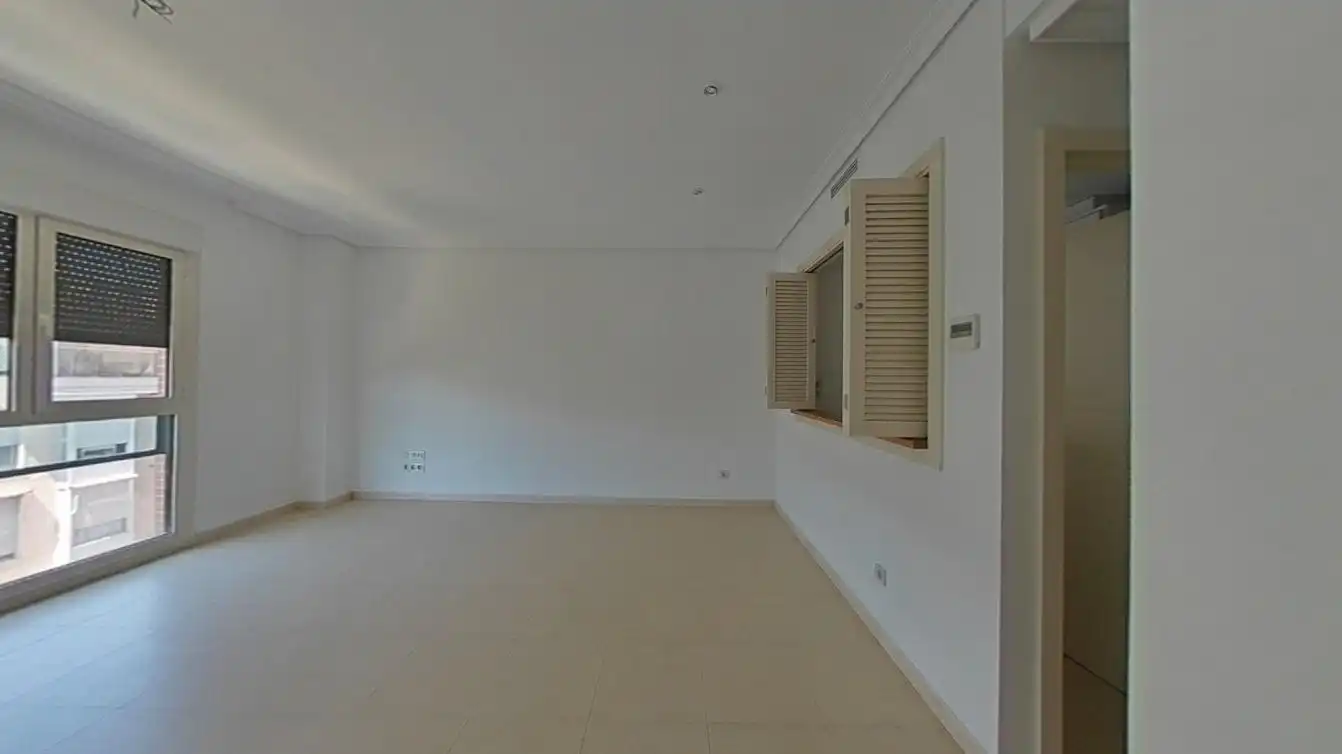 Apartments for sale in Madrid  with Air Conditioner, Storage room and Washing machine