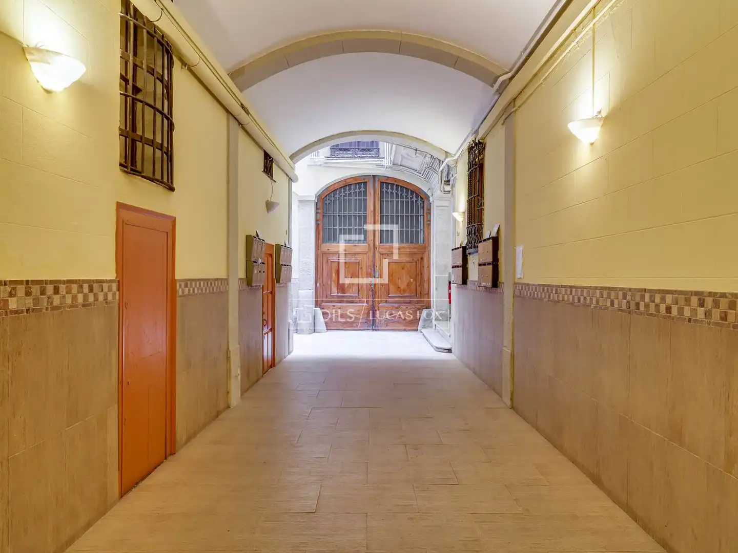 Piso en venta en Barcelona con Aire acondicionado, Terraza y Amueblado