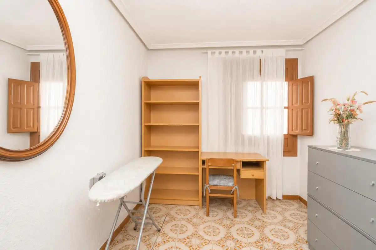 Bedroom of Buildings for sale in Orihuela