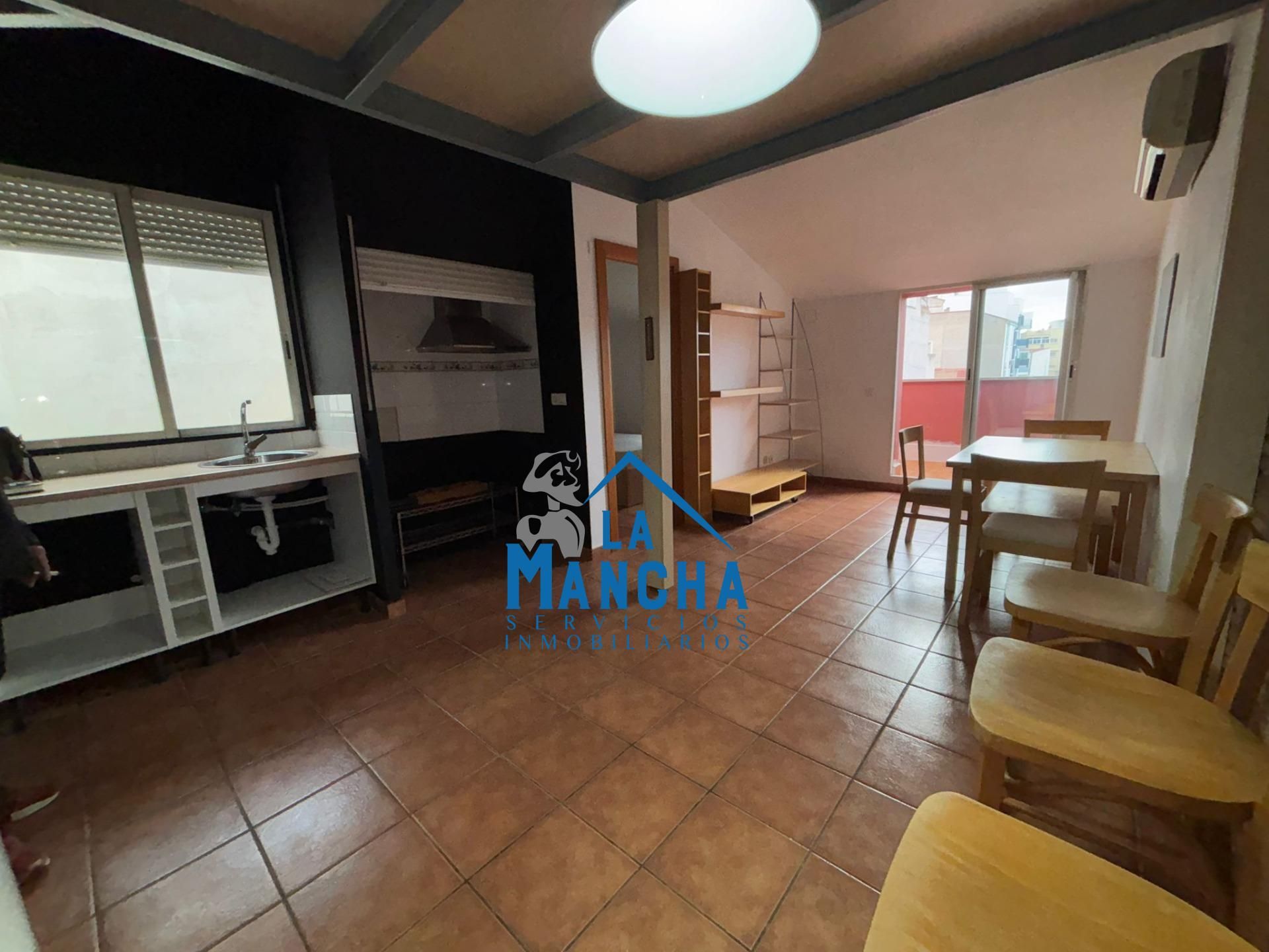 Exterior view of Attic for sale in  Albacete Capital  with Air Conditioner, Terrace and Furnished